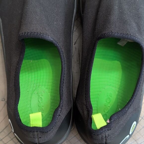 OOFOS OOMG EEZE Black Slip-On Recovery Shoes Sz 12 - Picture 6 of 10